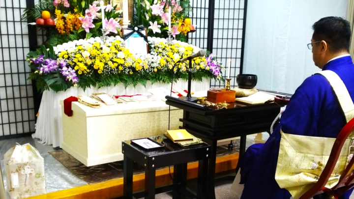 生花祭壇